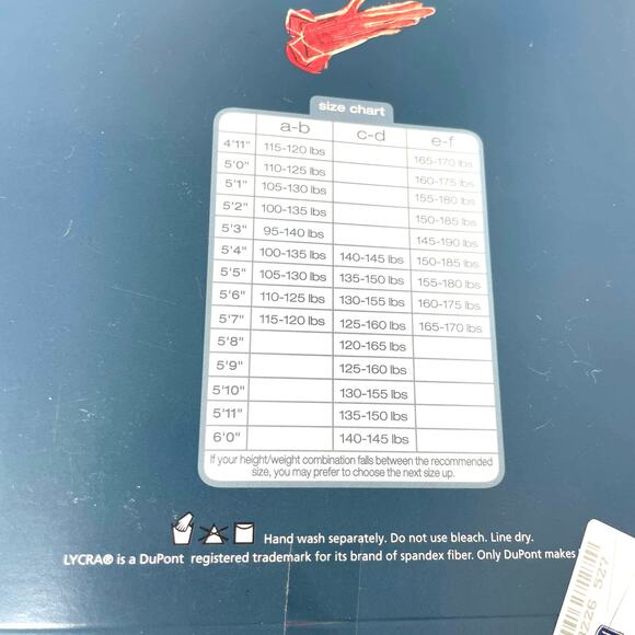 00s HANES FASHION REPORT Vintage Diamond Sparkle Sheer Hosiery - Picture 3 of 8